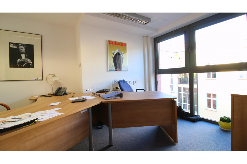 Krak&oacute;w, Stare Miasto, Podwale, Stare Miasto, 135 m2 (open space+ 3 pokoje)parking