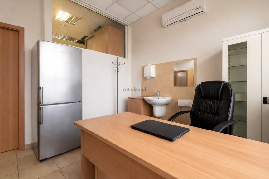 Krak&oacute;w, Bieńczyce, gen. Leopolda Okulickiego Niedźwiadka, Lokal  pod działalność medyczną/gabinety lekarskie  LOKAL USŁUGOWY