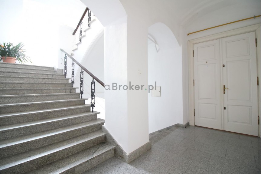 Krak&oacute;w, Stare Miasto, Karmelicka, Stare Miasto, ul. Karmelicka | 230 m2