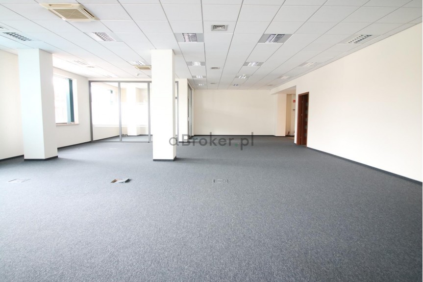 małopolskie, Krak&oacute;w, Podg&oacute;rze Duchackie, Wola Duchacka, Kamieńskiego, Biuro 300 m2 OPEN SPACE + 2 salki | parking