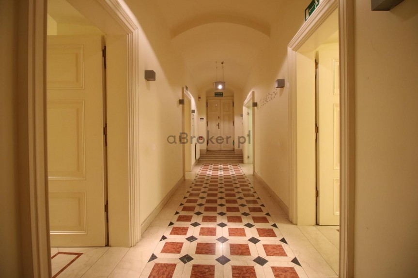 Krak&oacute;w, Stare Miasto, Karmelicka, Biuro 160 m2 | Stare Miasto, Karmelicka | 5 pokoi |