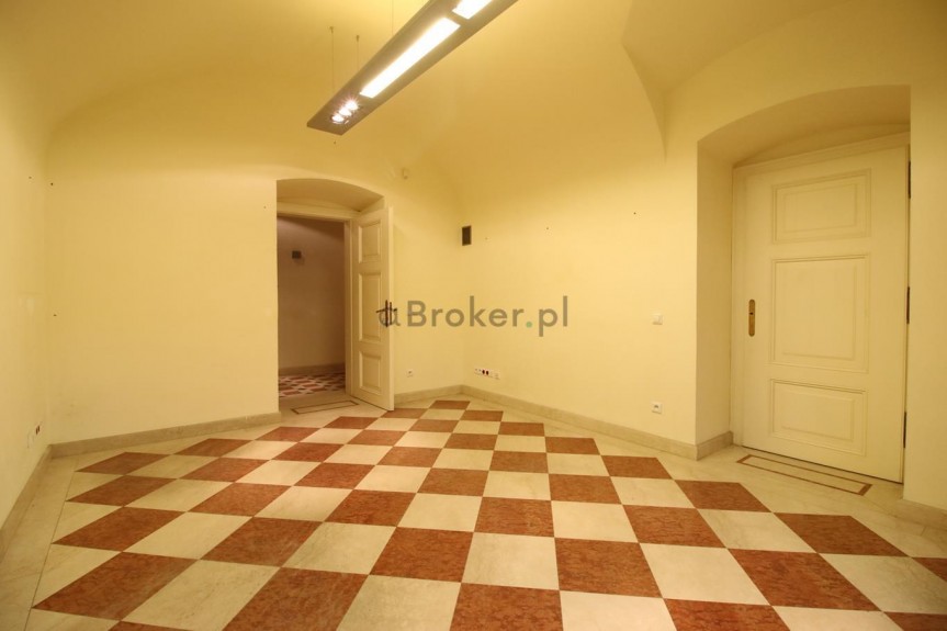 Krak&oacute;w, Stare Miasto, Karmelicka, Biuro 160 m2 | Stare Miasto, Karmelicka | 5 pokoi |