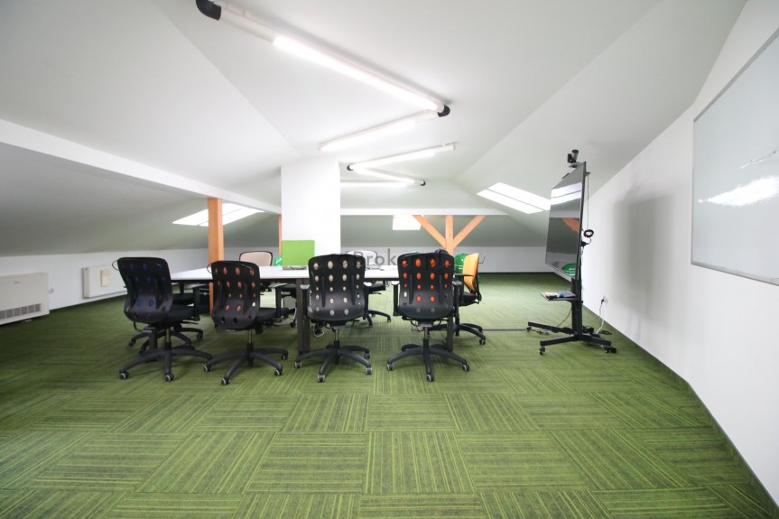 małopolskie, Krak&oacute;w, Dębniki, Dębniki Stare, rynek Dębnicki, Stare Dębniki | Biuro 280 m2 3xopen space| ICE