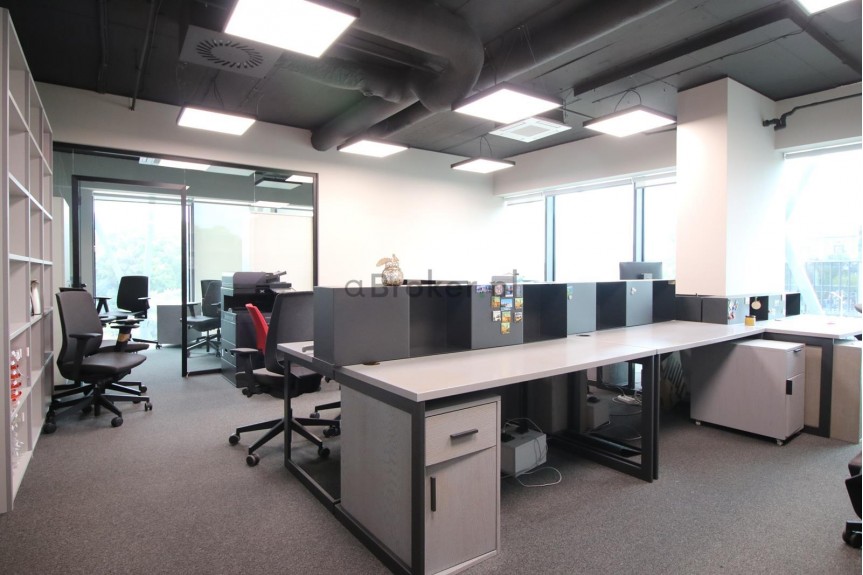 małopolskie, Krak&oacute;w, Podg&oacute;rze, Stare Podg&oacute;rze, Wadowicka, rondo Matecznego | Nowoczesne biura