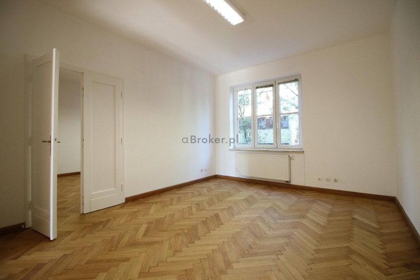 małopolskie, Krak&oacute;w, Stare Miasto, Kremerowska, Biuro 200 m2 |8 pok.| Stare Miasto |Cisza i zieleń