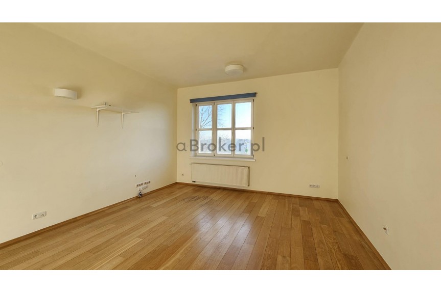 Krak&oacute;w, Stare Miasto, Sukiennicza, Apartament o wyjątkowej lokalizacji Wisła i Wawel
