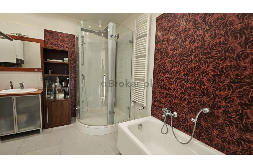 Krak&oacute;w, Stare Miasto, Sukiennicza, Apartament o wyjątkowej lokalizacji Wisła i Wawel