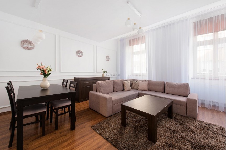 Krak&oacute;w, Krak&oacute;w-Śr&oacute;dmieście, Stare Miasto, Szlak, Mieszkanie 100 m&sup2;  Stare Miasto | 3 pokoje | Kamienica | Zwierzolubne