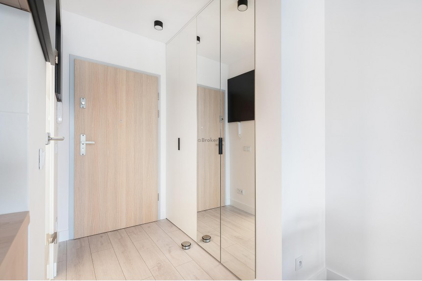 Krak&oacute;w, Podg&oacute;rze, Stare Podg&oacute;rze, Rydl&oacute;wka, Nowa kawalerka | Rondo Matecznego | sofa +  ł&oacute;żko 140x200 | 2021