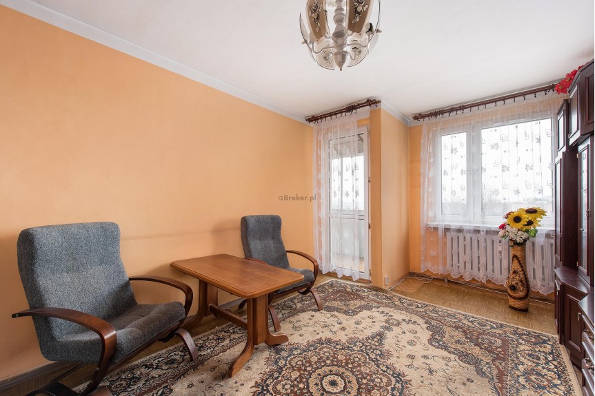Krak&oacute;w, Gołaśka, Ustawne 3 pokoje osobna kuchnia  duży balkon  dobra komunikacja bezpośrednio spod bloku