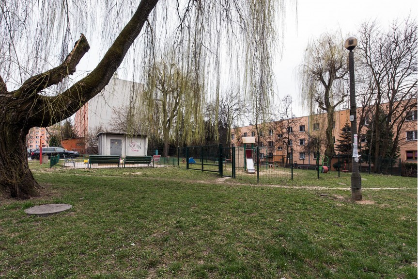 Krak&oacute;w, Gołaśka, Ustawne 3 pokoje osobna kuchnia  duży balkon  dobra komunikacja bezpośrednio spod bloku