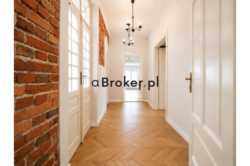 Krak&oacute;w, Dębniki, Dębniki Stare, rynek Dębnicki, Stare Dębniki | Stylowe biuro 120m2 | pokoje