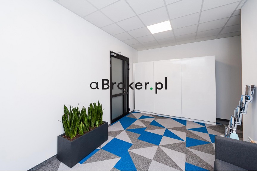 Krak&oacute;w, Łagiewniki-Borek Fałęcki, Łagiewniki, Zakopiańska, Krak&oacute;w, Zakopiańska | Reprezentacyjne biuro 137 m&sup2; | parking | klimatyzacja