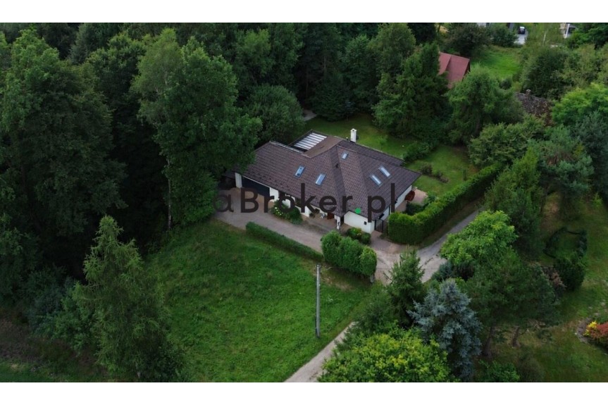 myślenicki, Myślenice, Krzyszkowice, Nowoczesny dom dla dw&oacute;ch rodzin przy lesie , 218 m&sup2;, działka 14 ar&oacute;w