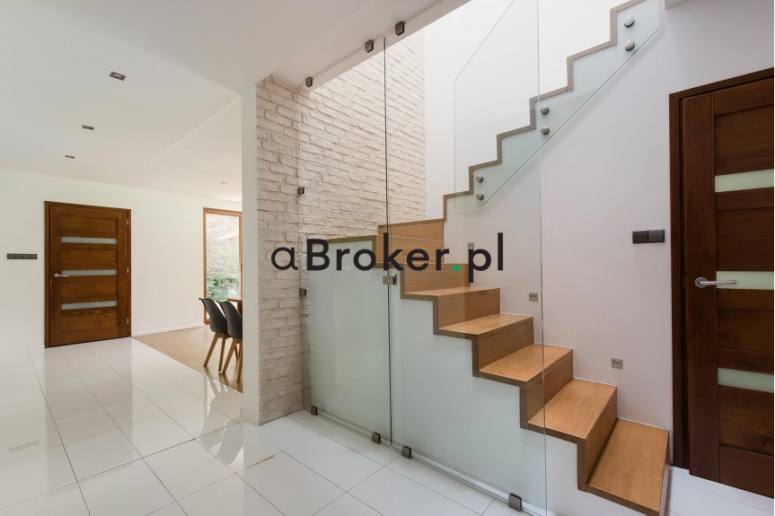 myślenicki, Myślenice, Krzyszkowice, Nowoczesny dom dla dw&oacute;ch rodzin przy lesie , 218 m&sup2;, działka 14 ar&oacute;w