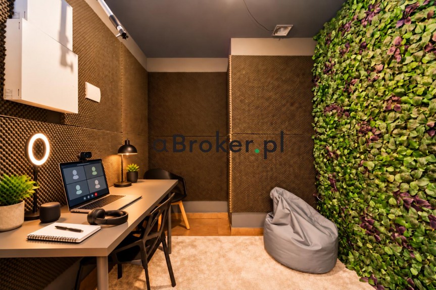 Krak&oacute;w, Podg&oacute;rze, Stare Podg&oacute;rze, Kalwaryjska, ul. Kalwaryjska |BIURO 150 m&sup2; Z TARASEM 30 m&sup2; | HYBRYDA