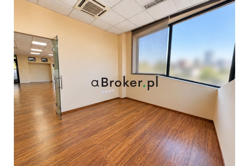 Krak&oacute;w, Podg&oacute;rze, Bonarka, Biuro 117 m2 | Rondo Matecznego | open space  + 4 salki | Parking