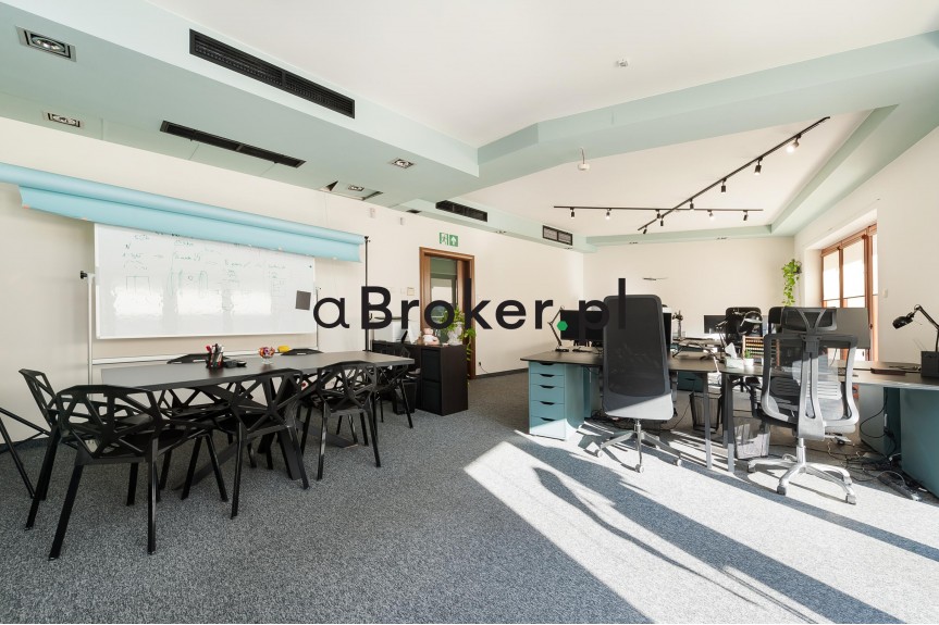 Krak&oacute;w, Podg&oacute;rze, Stare Podg&oacute;rze, Kalwaryjska, ul. Kalwaryjska |BIURO 150 m&sup2; Z TARASEM 30 m&sup2; | HYBRYDA