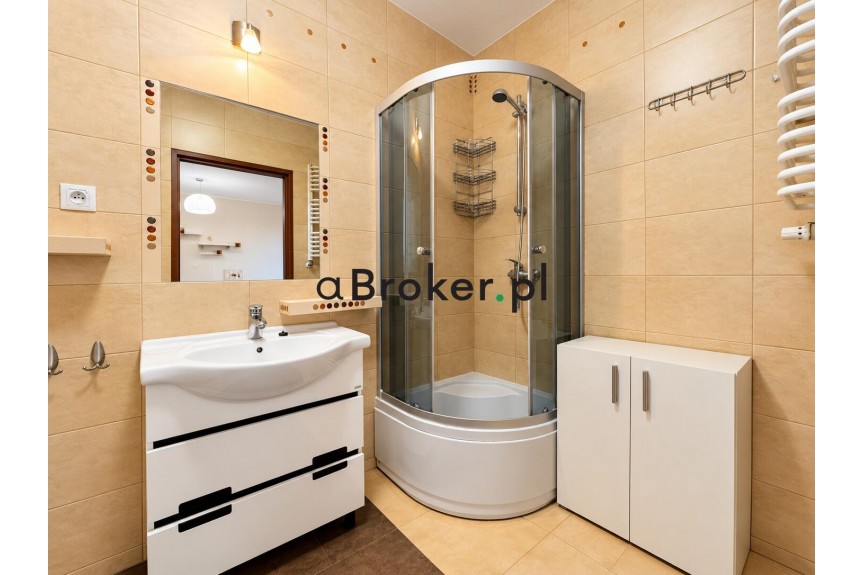 Krak&oacute;w, Dębniki, Kapelanka, Kapelanka | 2 pokoje, 36 mkw. balkon | widok na Zakrz&oacute;wek | tramwaj