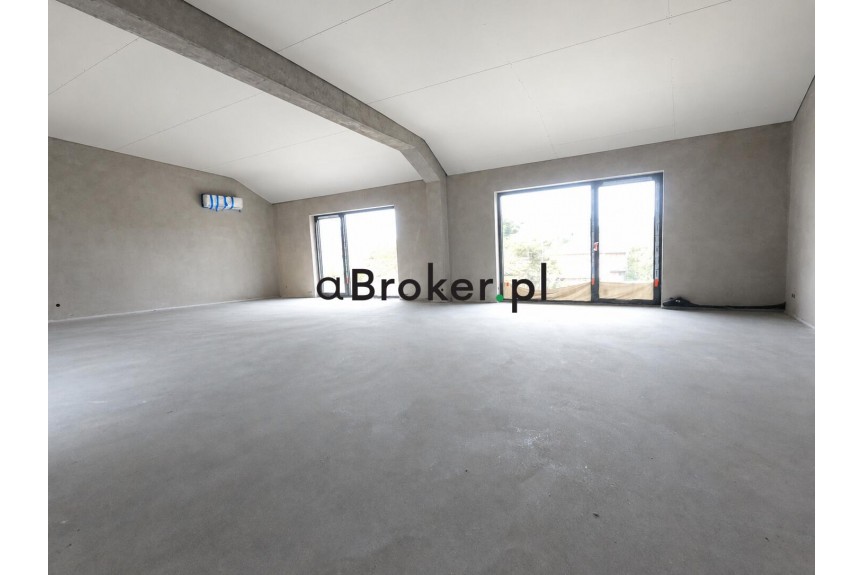 wielicki, Wieliczka, Pawlikowice, Lokal 45 lub 90 m&sup2; | Parking | Pawlikowice, droga 964